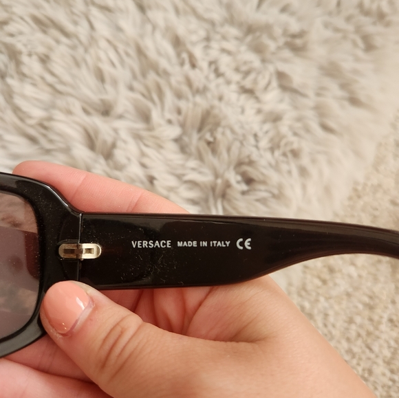 Versace Sunglasses - Picture 4 of 4